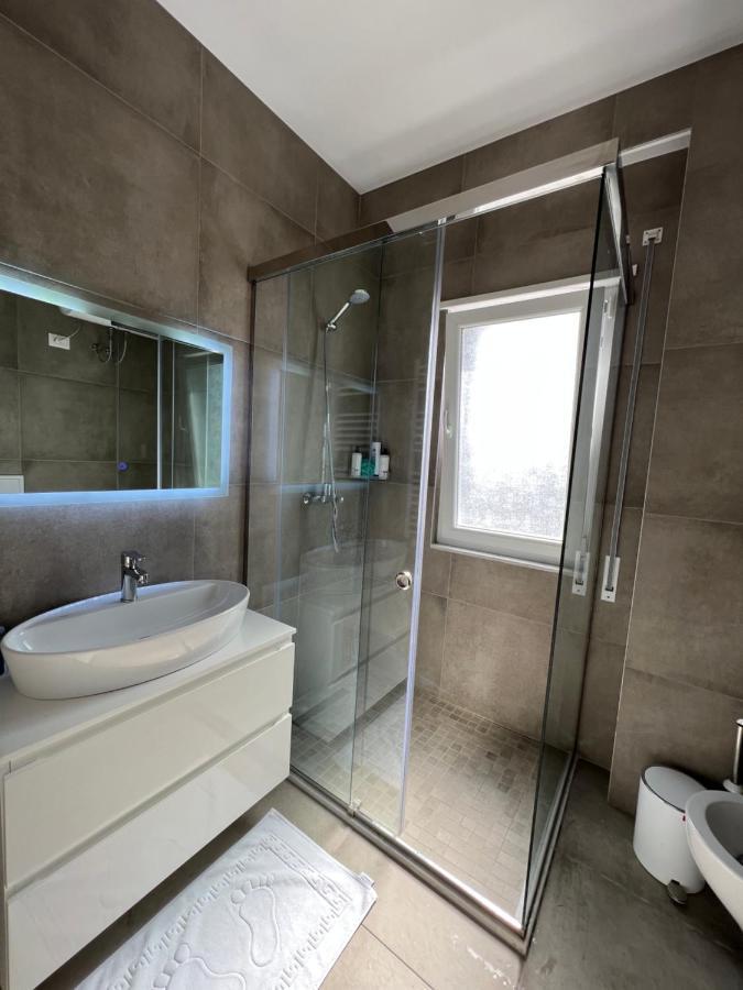 Апартаменты Blanc 7 Тирана Экстерьер фото